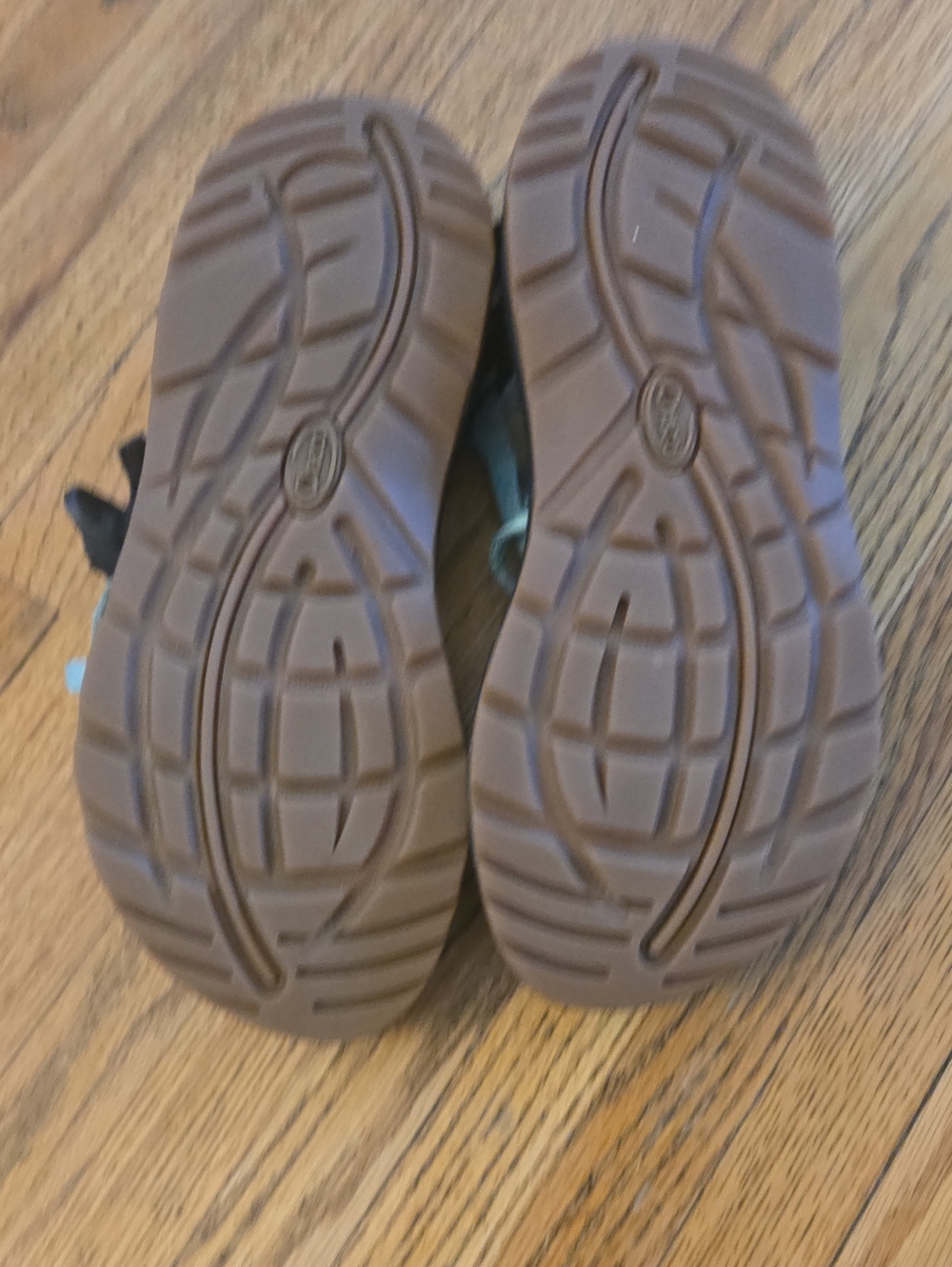 Women's Chaco Cloud Light Blue Strappy Sandals - Picture 2 of 5
